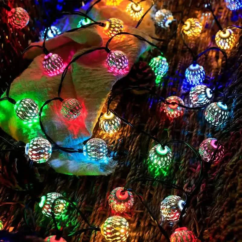 20 LED Moroccan Ball Solar String Lights